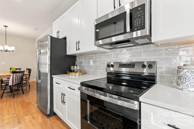 521 N Linwood Avenue, Charlotte, NC 28216