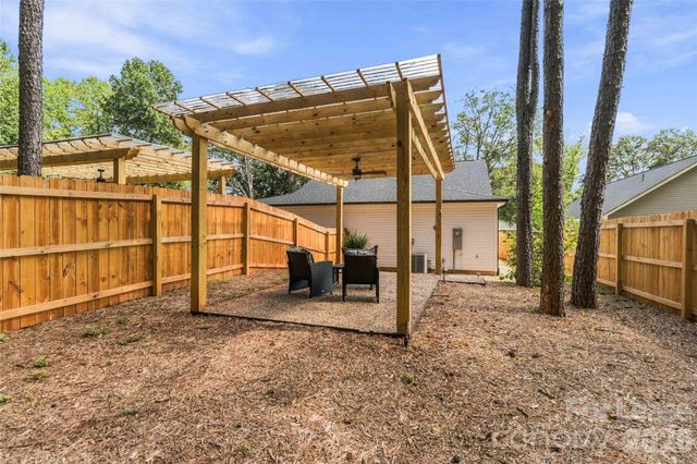 521 N Linwood Avenue, Charlotte, NC 28216