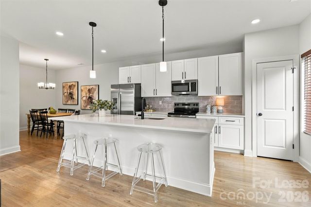 521 N Linwood Avenue, Charlotte, NC 28216
