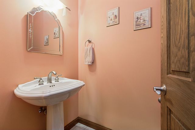 3095 N 5000W Road, Kankakee, IL 60901