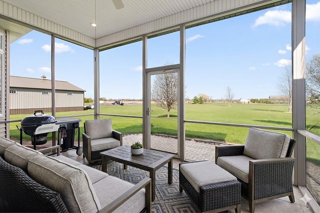 3095 N 5000W Road, Kankakee, IL 60901