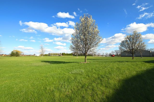 3095 N 5000W Road, Kankakee, IL 60901