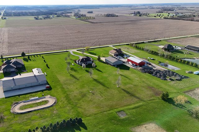 3095 N 5000W Road, Kankakee, IL 60901