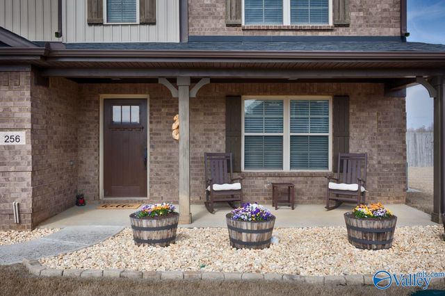 256 Maggie Mance Lane, Harvest, AL 35749