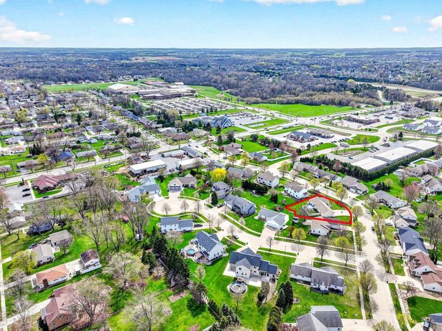 718 APPLEWOOD DRIVE, Kimberly, WI 54136