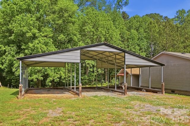 1375 Phaniel Church Road, Rockwell, NC 28138