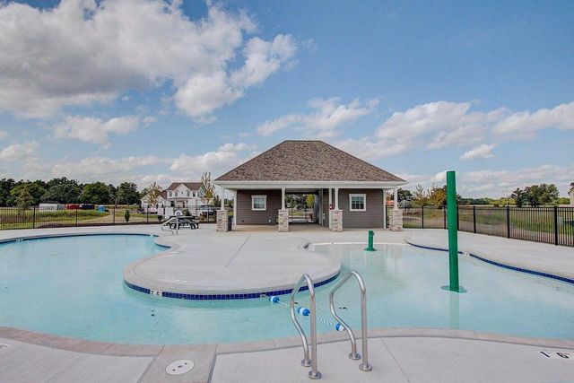 2935 Yahara DRIVE, Summit, WI 53066