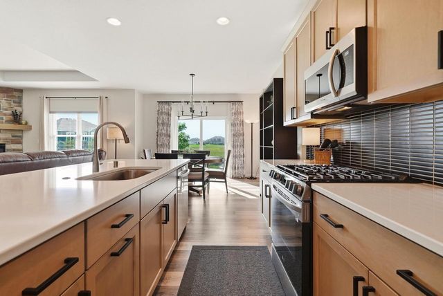 2935 Yahara DRIVE, Summit, WI 53066