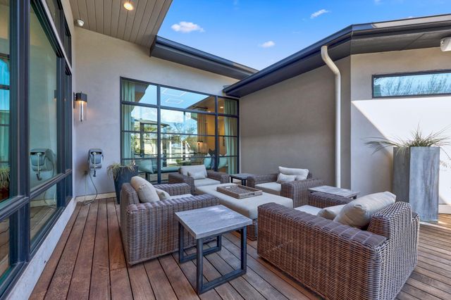 101 Harbor Light BLVD, Horseshoe Bay, TX 78657