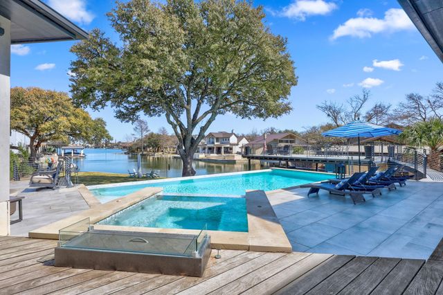 101 Harbor Light BLVD, Horseshoe Bay, TX 78657