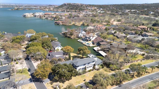 101 Harbor Light BLVD, Horseshoe Bay, TX 78657