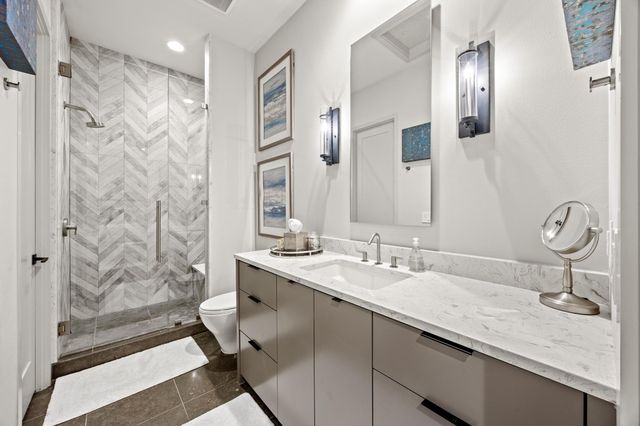 101 Harbor Light BLVD, Horseshoe Bay, TX 78657