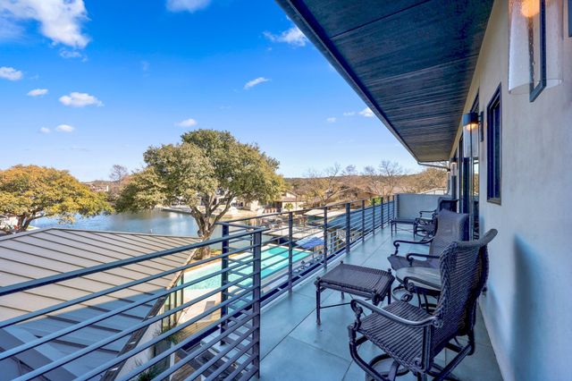 101 Harbor Light BLVD, Horseshoe Bay, TX 78657