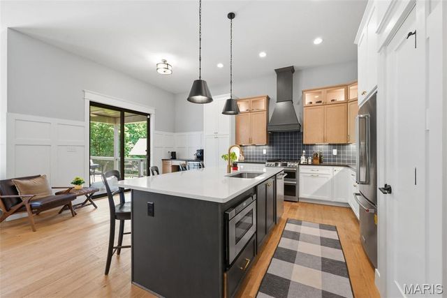 100 Chapel Grove Court, Wentzville, MO 63385