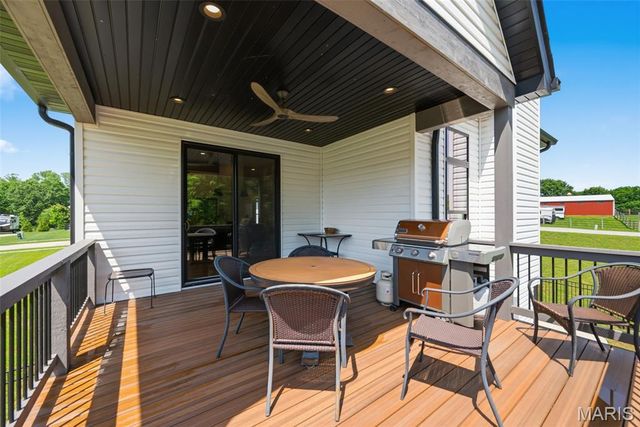 100 Chapel Grove Court, Wentzville, MO 63385