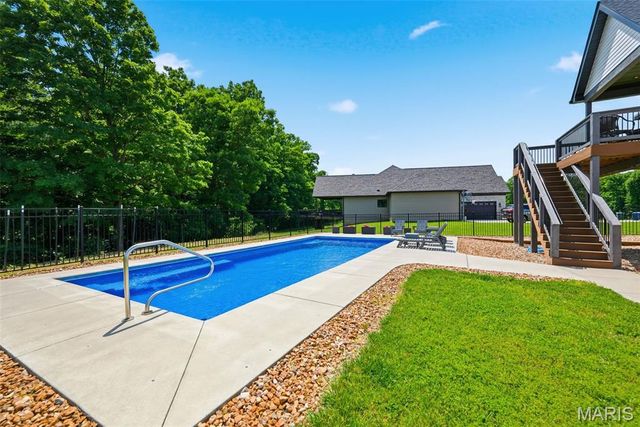 100 Chapel Grove Court, Wentzville, MO 63385