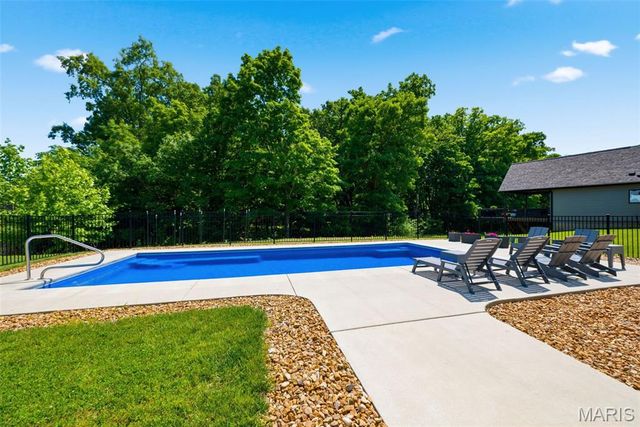 100 Chapel Grove Court, Wentzville, MO 63385