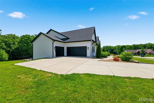 100 Chapel Grove Court, Wentzville, MO 63385