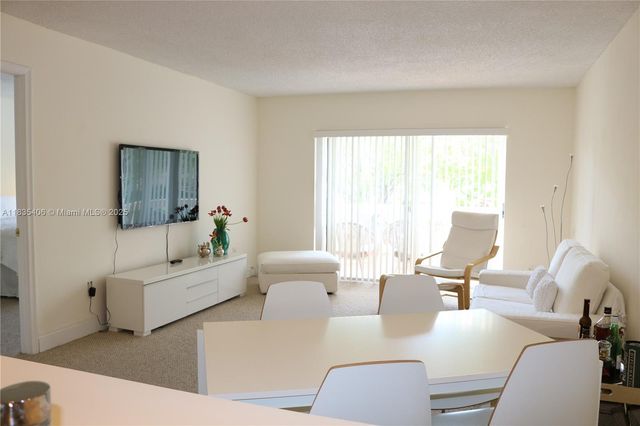 7800 Camino Real H-209, Miami, FL 33143