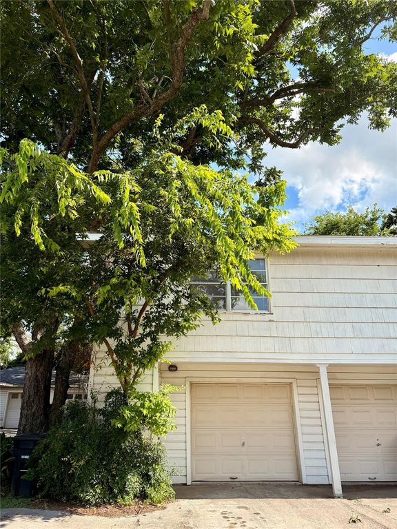 7018 Alder Drive 3, Houston, TX 77081