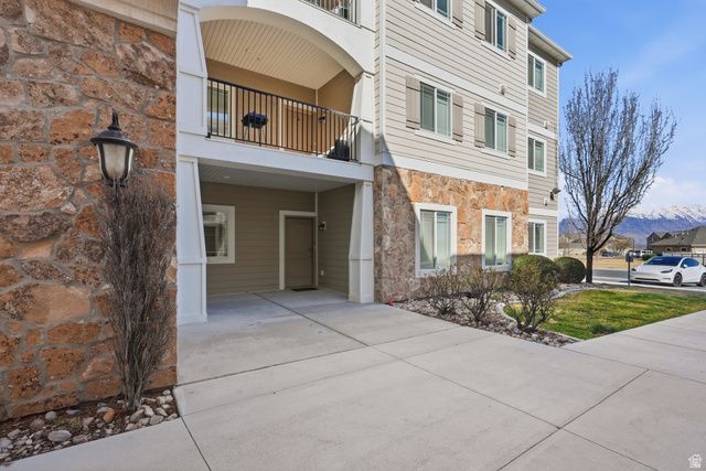 1873 N CREST RD, Saratoga Springs, UT 84045