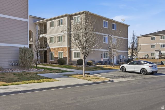 1873 N CREST RD, Saratoga Springs, UT 84045