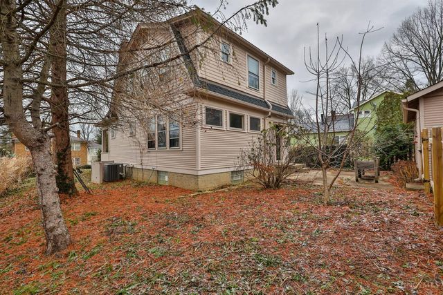 3267 Nash Avenue, Cincinnati, OH 45226