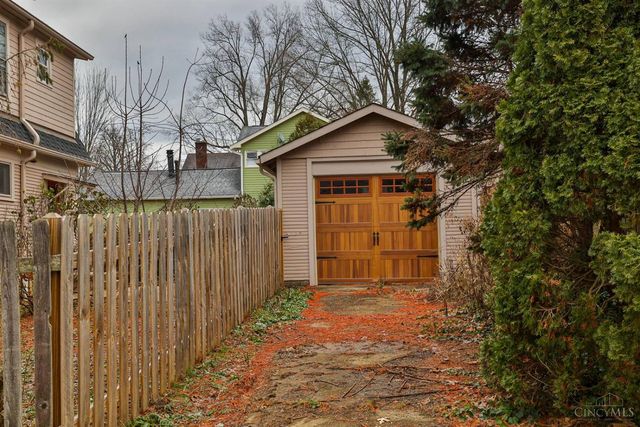 3267 Nash Avenue, Cincinnati, OH 45226