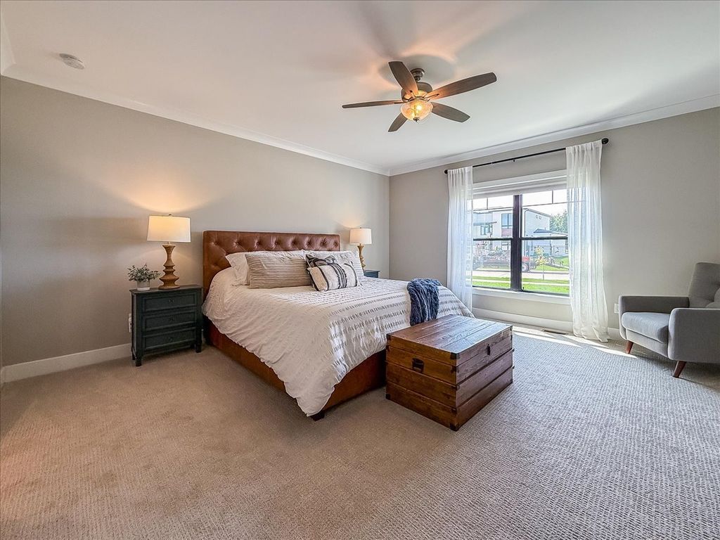 Image 12 of property listing at 506 Silver Lake Court, Savoy, IL 61874