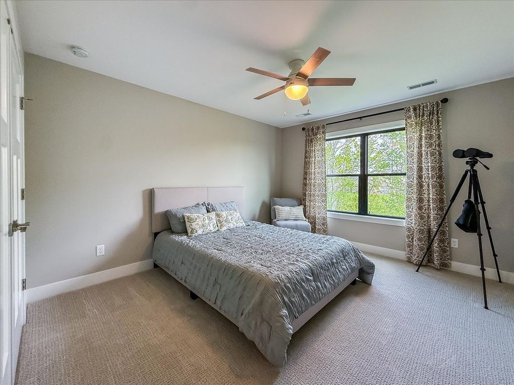 Image 15 of property listing at 506 Silver Lake Court, Savoy, IL 61874