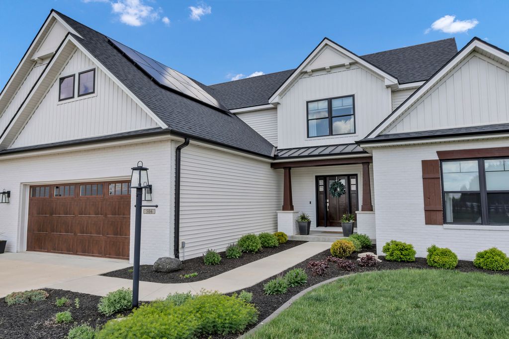 Image 30 of property listing at 506 Silver Lake Court, Savoy, IL 61874