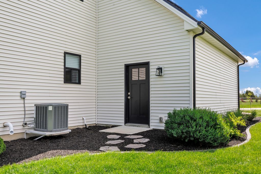 Image 39 of property listing at 506 Silver Lake Court, Savoy, IL 61874