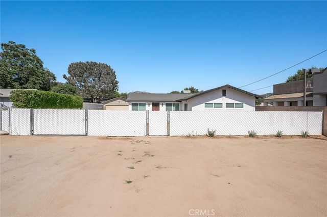 3717 Corona Avenue, Norco, CA 92860