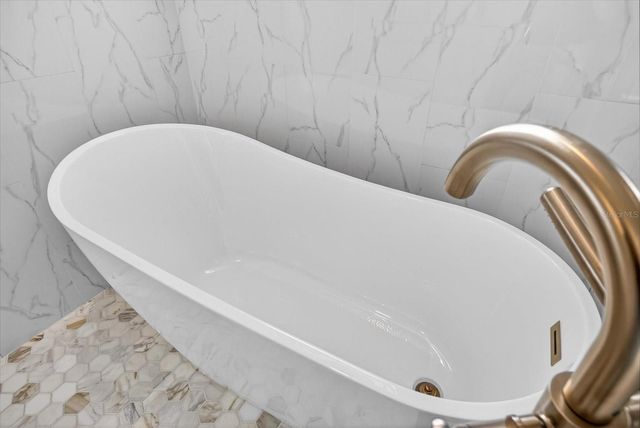 11427 EMERALD SHORE DRIVE, Riverview, FL 33579