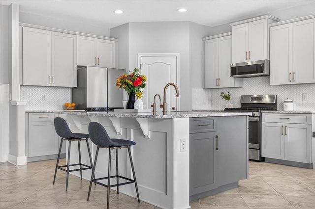 11427 EMERALD SHORE DRIVE, Riverview, FL 33579