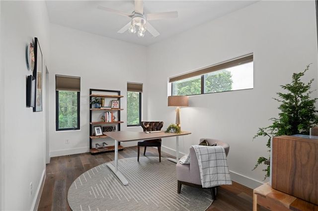 4717 CANAAN LAKE Circle, Kansas City, KS 66109