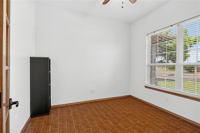 10809 Middlesbrough Lane, Yukon, OK 73099