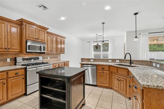 10809 Middlesbrough Lane, Yukon, OK 73099