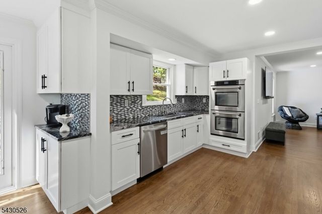 66 Hillcrest Ave, Morris Twp., NJ 07960