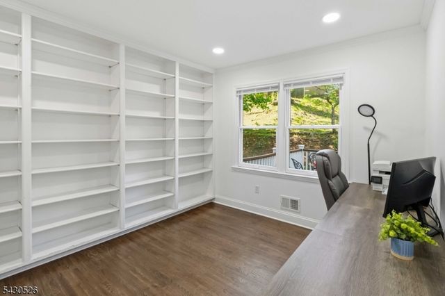 66 Hillcrest Ave, Morris Twp., NJ 07960