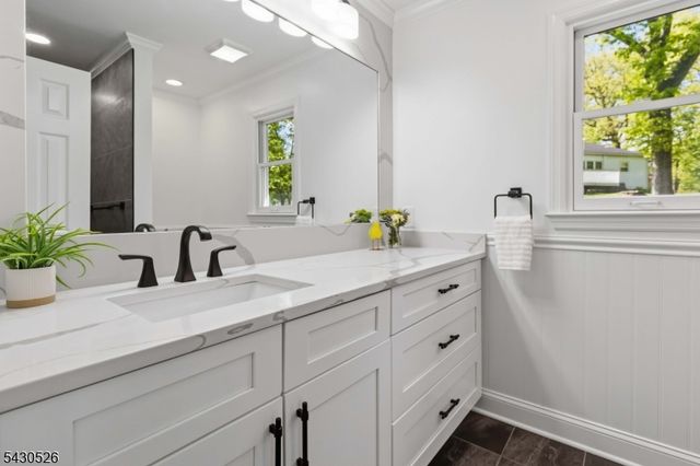 66 Hillcrest Ave, Morris Twp., NJ 07960
