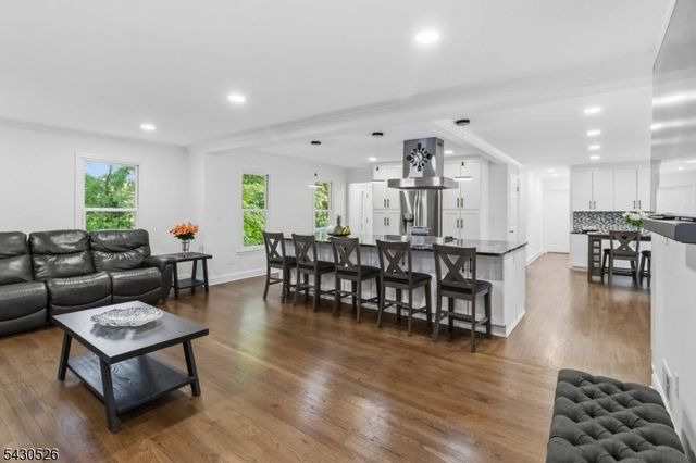 66 Hillcrest Ave, Morris Twp., NJ 07960