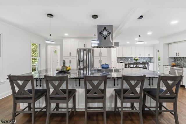 66 Hillcrest Ave, Morris Twp., NJ 07960
