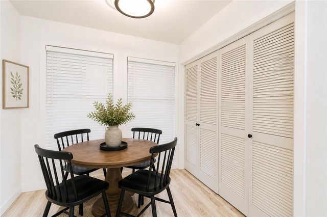 4 Everette Lane, Bella Vista, AR 72714