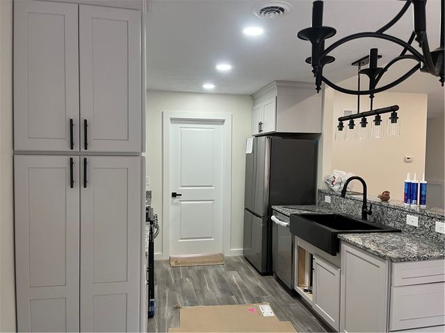 1118 Longvue Ave, Hopewell Twp, PA 15001