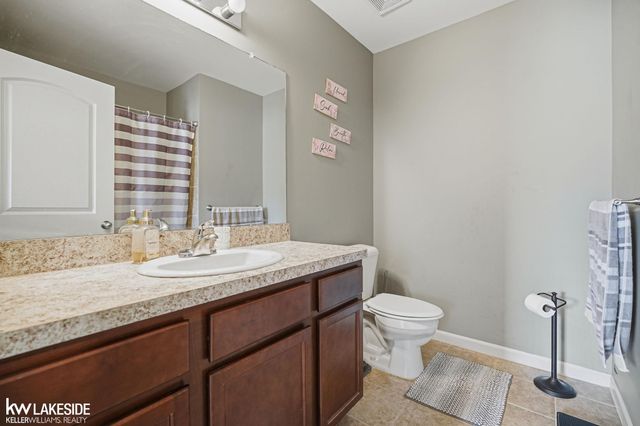 21972 Aberdeen Drive, Macomb Twp, MI 48042