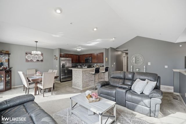 21972 Aberdeen Drive, Macomb Twp, MI 48042