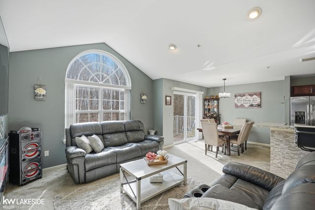 21972 Aberdeen Drive, Macomb Twp, MI 48042