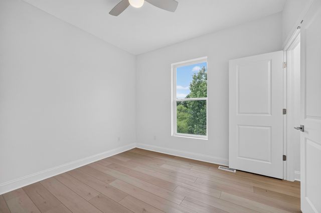 845 S Black Sands Avenue, Nixa, MO 65714