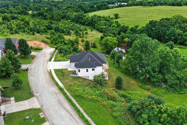 845 S Black Sands Avenue, Nixa, MO 65714